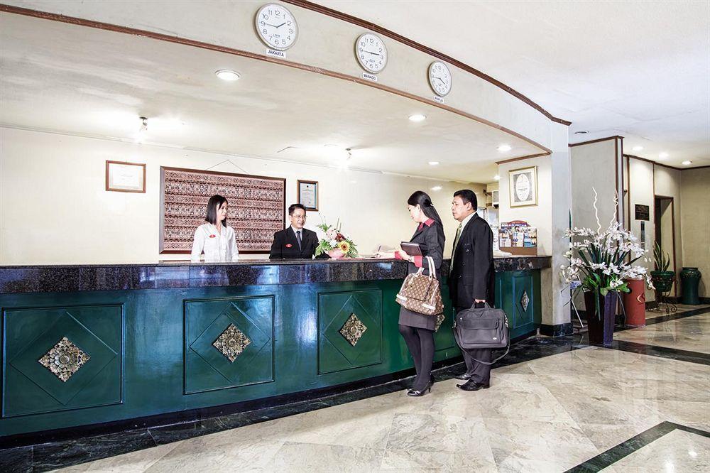 莎喜卡瓦那酒店 美娜多 外观 照片